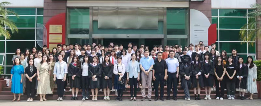 2023届广东金融学院3+1国际本科学生合影